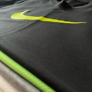 💥SOLD💥 4 NIKE training tops - Dri Fit